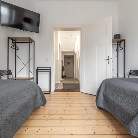 Worker's F7 - Haus Mit 4 Schlafzimmern Fuer 8 Personen * ヴェーゼル