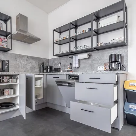 別荘 Worker's F7 - Haus Mit 4 Schlafzimmern Fuer 8 Personen