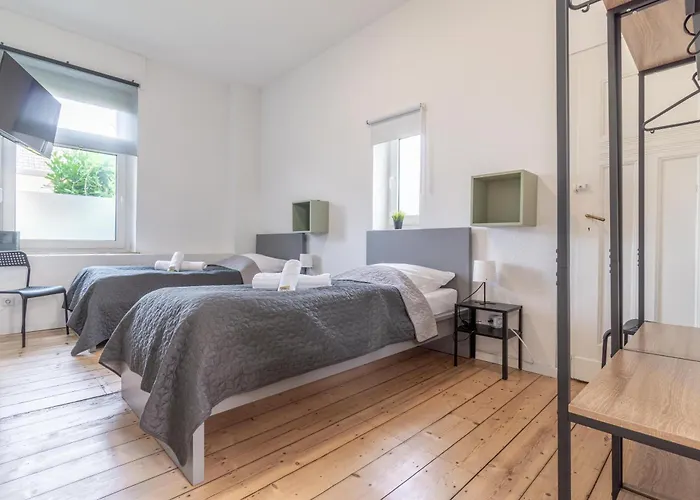 Worker's F7 - Haus Mit 4 Schlafzimmern Fuer 8 Personen Hébergement de vacances