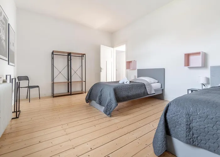 Hébergement de vacances Worker's F7 - Haus Mit 4 Schlafzimmern Fuer 8 Personen *