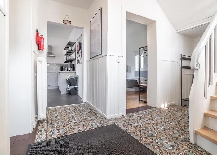 Worker's F7 - Haus Mit 4 Schlafzimmern Fuer 8 Personen Hébergement de vacances *